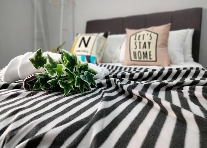 Homey 9Pax 3Br Mrt Cheras Tmn Suntex I Homebrickz