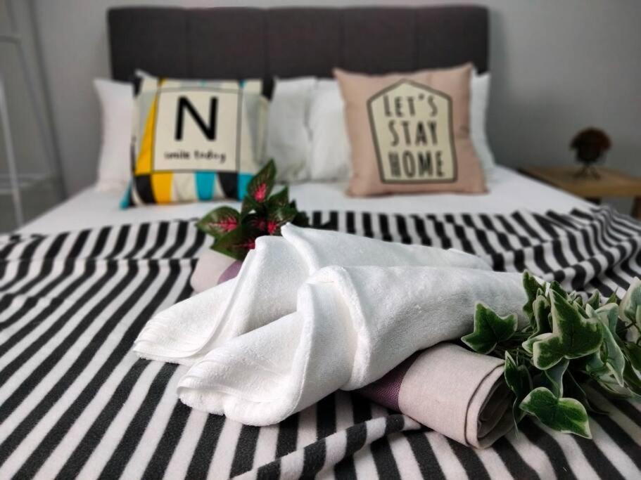 Homey 9pax 3br Mrt Tmn Suntex I Homebrickz Holiday home *