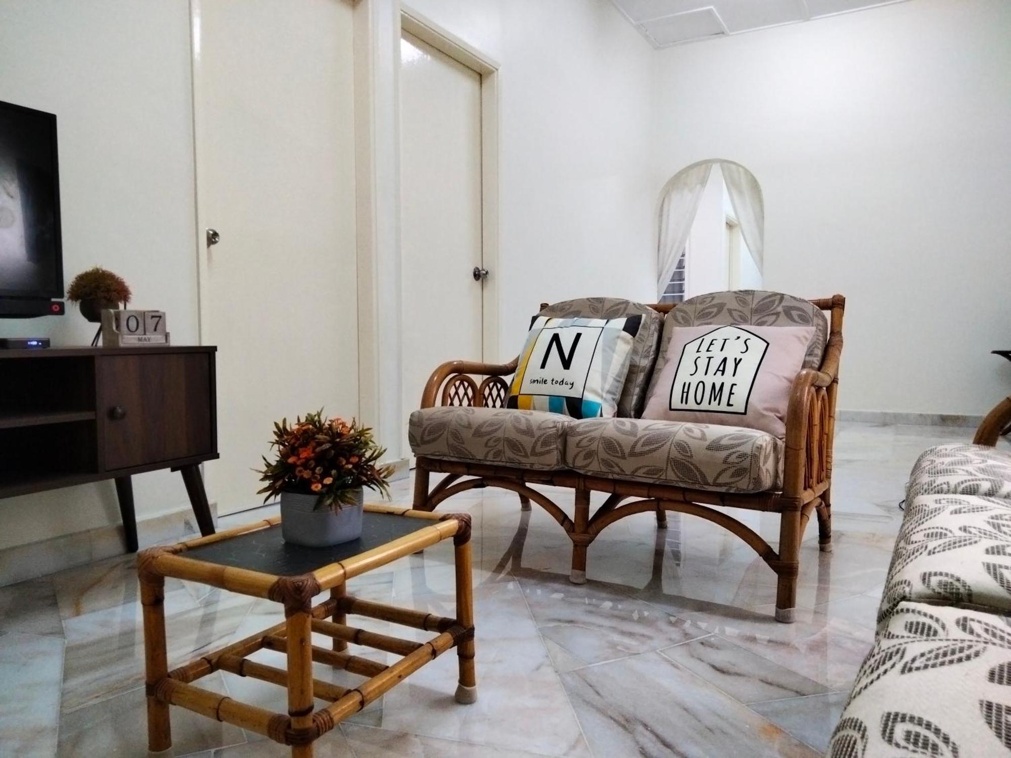 Homey 9pax 3br Mrt Tmn Suntex I Homebrickz Holiday home Cheras